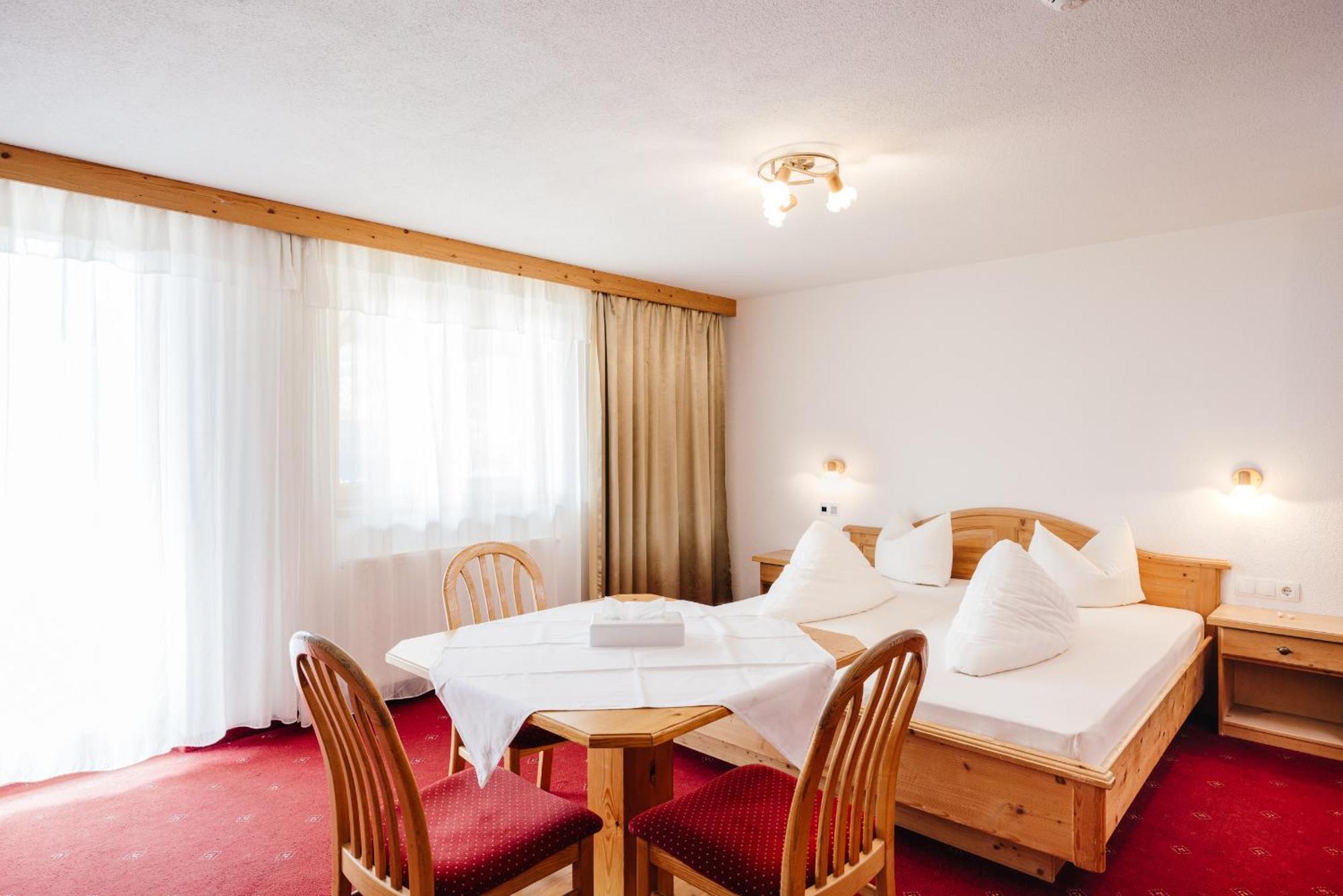Hotel Andrea Zams Ngoại thất bức ảnh