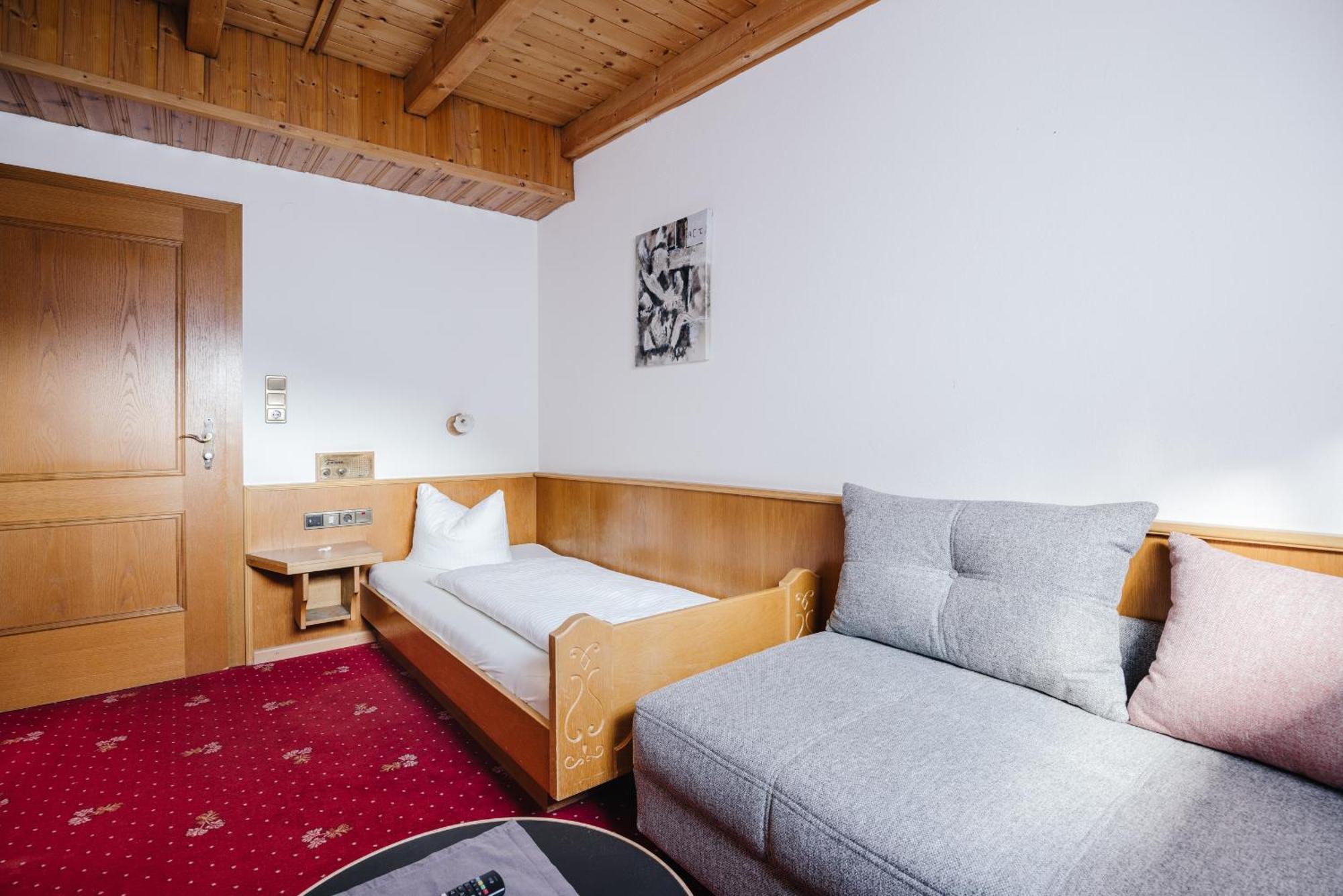 Hotel Andrea Zams Ngoại thất bức ảnh
